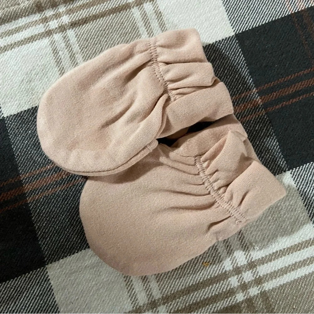 Organic Goumi Baby Mitts, Anti-Scratch 0-3mth Mittens Soft Stay-On Mitts NEW - Picture 8 of 8